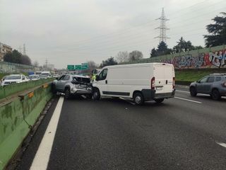 Incidente lungo la tangenziale di Torino all'altezza di Collegno