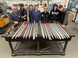 A Enaip Rivoli arrivano le spade laser ispirate alla saga di Star Wars A Enaip Rivoli arrivano le spade laser ispirate alla saga di Star Wars