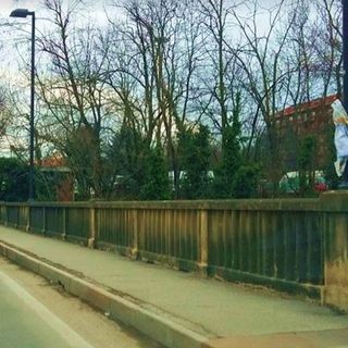 Il dramma di Michele commuove anche J-Ax: "Assurdo morire di bullismo nel 2018"