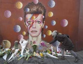 Dieci anni senza David Bowie, l'eredità immortale del Duca Bianco