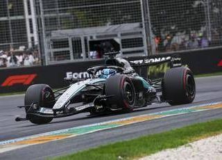 F1 Gp Australia, Russell in pole e prima fila Mercedes: Leclerc quarto con Ferrari