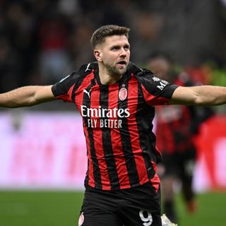 Ci pensa Fullkrug, il Milan batte il Lecce ed è a -3 dall’Inter