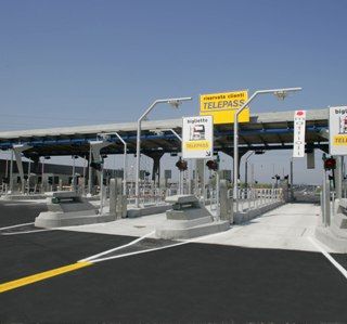 Stop all’aumento dei pedaggi: il governo fa marcia indietro