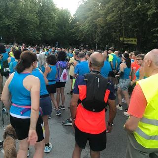 Collegno, 5.60 di San Lorenzo: 200 corridori regalano un defibrillatore al Parco Dalla Chiesa