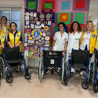 Carrozzine rigenerate e donate dal Lions club di Rivoli