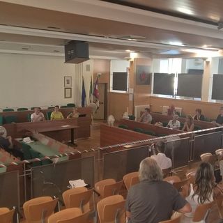 Grugliasco, la Commissione consiliare accoglie i sordi e s'impegna a farne riconoscere la lingua