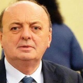 Stop ai motori diesel e benzina entro il 2035? Pichetto: “Non può essere imposto, troveremo una soluzione con le case automobilistiche”