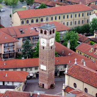 Una foto della Torre Civica di Grugliasco