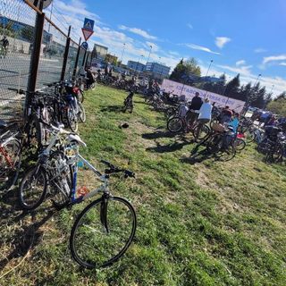 Domenica a Torino le Frecce Tricolori: "Venite all'Aero Club in bici o monopattino"