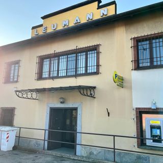 L'ATM è dotato di un lettore barcode per pagare i bollettini con QR code