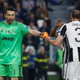 La Juve guarda oltre questa stagione, Buffon e Chiellini prolungano fino al giugno 2021