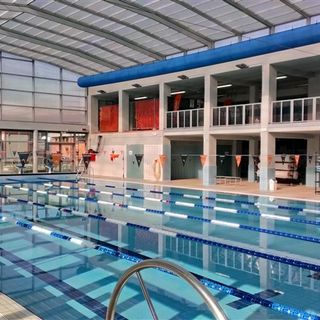 Sconti per i residenti anziani e risparmio energetico alla piscina Rari Nantes di Grugliasco