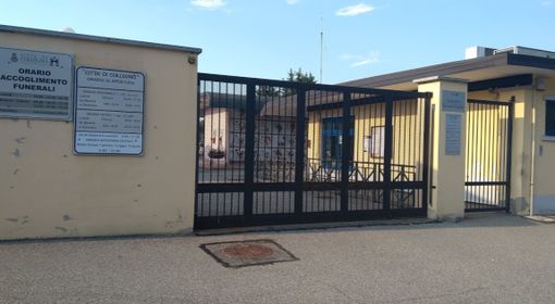 Collegno, "Ancora problemi al cimitero": la denuncia del Movimento 5 Stelle Collegno, "Ancora problemi al cimitero": la denuncia del Movimento 5 Stelle