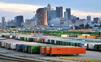 Dazi, Trump: "Entro 2 giorni la lettera all'Ue" Dazi, Trump: "Entro 2 giorni la lettera all'Ue"