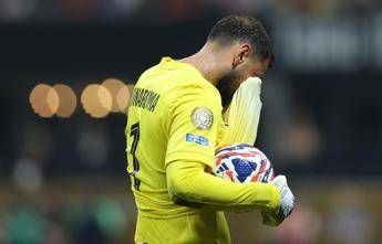 Neuer contro Donnarumma: "Doveva scusarsi con Musiala". Courtois lo difende Neuer contro Donnarumma: "Doveva scusarsi con Musiala". Courtois lo difende