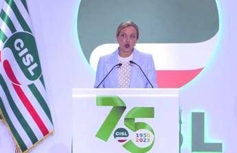 Mille giorni di governo Meloni, la premier alla Cisl: "Creati più di 1 milione di posti di lavoro" Mille giorni di governo Meloni, la premier alla Cisl: "Creati più di 1 milione di posti di lavoro"