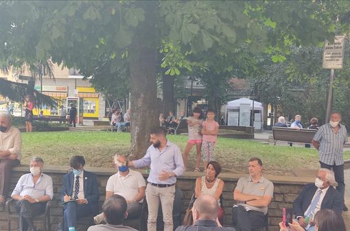 Steven Palmieri è il candidato sindaco del progetto “Facciamo squadra per Alpignano” Steven Palmieri è il candidato sindaco del progetto “Facciamo squadra per Alpignano”