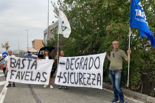sit-in lega a collegno