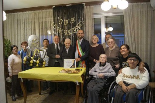 Grande festa per i 107 anni di Dante Piccobotta, il centenario più longevo di Collegno
