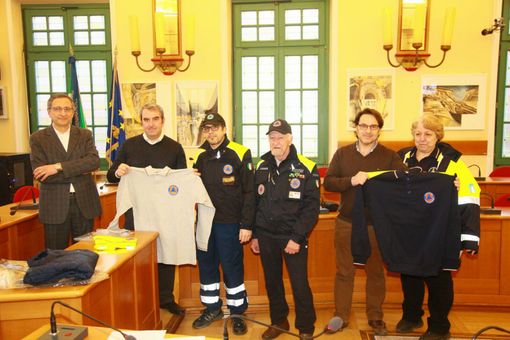 Venaria, ecco le nuove divise per gli uomini della Protezione civile Venaria, ecco le nuove divise per gli uomini della Protezione civile