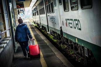 Trenord alla ricerca di nuovi macchinisti, candidature al via Trenord alla ricerca di nuovi macchinisti, candidature al via