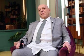 Mauro Coruzzi e il secondo ictus: "Non riuscivo a muovermi, rimasto a terra per ore" Mauro Coruzzi e il secondo ictus: "Non riuscivo a muovermi, rimasto a terra per ore"