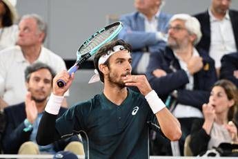 Musetti salta il Queen's dopo l'infortunio al Roland Garros. Verso il forfait anche Berrettini Musetti salta il Queen's dopo l'infortunio al Roland Garros. Verso il forfait anche Berrettini