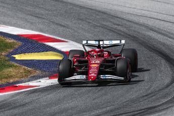 Formula 1, oggi il Gp di Silverstone - La gara in diretta Formula 1, oggi il Gp di Silverstone - La gara in diretta
