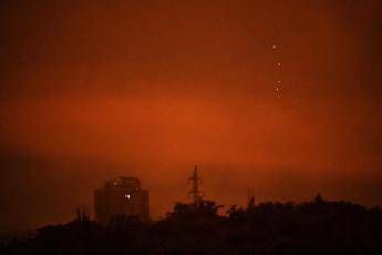Ucraina, attacco record di missili e droni. Zelensky: "Notte brutale, Russia non vuole fermare la guerra" Ucraina, attacco record di missili e droni. Zelensky: "Notte brutale, Russia non vuole fermare la guerra"