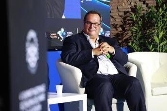 Blue Economy, Durigon: "Governo impegnato per norme a favore settore" Blue Economy, Durigon: "Governo impegnato per norme a favore settore"