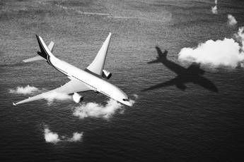 Scontro sfiorato nei cieli della Siberia, Air China per Malpensa a 90 metri da un aereo cargo Scontro sfiorato nei cieli della Siberia, Air China per Malpensa a 90 metri da un aereo cargo