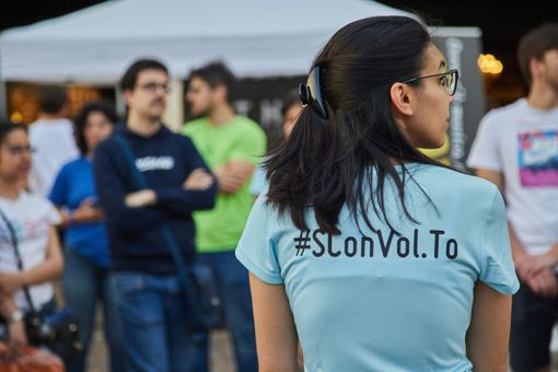 Il bando è rivolto ai giovani tra i 18 e i 28 anni e propone un’esperienza di 12 mesi Il bando è rivolto ai giovani tra i 18 e i 28 anni e propone un’esperienza di 12 mesi