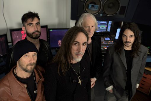 Gli Afterhours in tour per i 40 anni dal primo di disco: il concerto al Teatro Concordia di Venaria