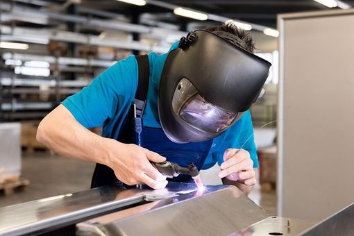 Metalworking: le ultime tendenze per la lavorazione dei metalli Metalworking: le ultime tendenze per la lavorazione dei metalli