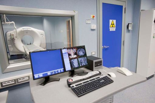 Ambulatorio con risonanza magnetica Ambulatorio con risonanza magnetica