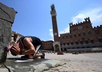 Caldo, oggi Italia in verde ma domenica torna il bollino giallo in due città Caldo, oggi Italia in verde ma domenica torna il bollino giallo in due città