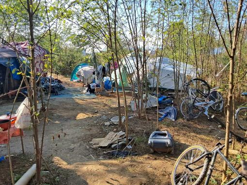 Rom e abusivi allontanati dalla Polizia Municipale di Collegno