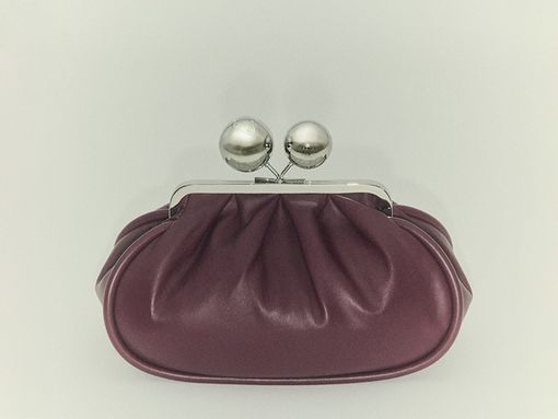 Spontanea, ottimista, indipendente: la femminilità secondo Weekend Max Mara Spontanea, ottimista, indipendente: la femminilità secondo Weekend Max Mara