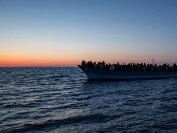 Migranti, Corte europea diritti dell'uomo dà ragione a Italia su respingimenti Libia Migranti, Corte europea diritti dell'uomo dà ragione a Italia su respingimenti Libia