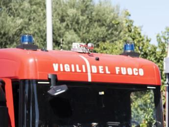 Scontro e incendio su A14, chiuso tratto tra Giulianova e Val Vibrata: 4 feriti e chilometri di coda Scontro e incendio su A14, chiuso tratto tra Giulianova e Val Vibrata: 4 feriti e chilometri di coda