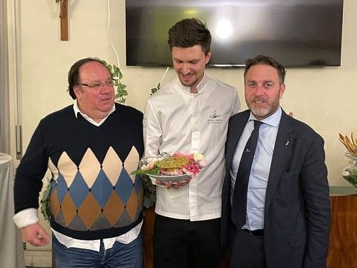 Piatto del Festival 2025: questa sera Casa Artusi firma il nuovo piatto dell’iniziativa enogastronomica CNA legata al Festival di Sanremo Piatto del Festival 2025: questa sera Casa Artusi firma il nuovo piatto dell’iniziativa enogastronomica CNA legata al Festival di Sanremo