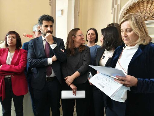 Caso Chiorino, minoranza contro Cirio: "Scappa dal confronto. Non leggerezza, ma rapporti con famiglia vicino mafia"