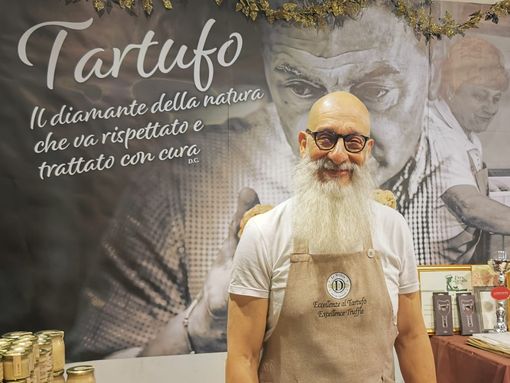 Artigiano in Fiera, Tronzano: “Un lavoro importante e che dà soddisfazione. I giovani non devono avere paura del lavoro manuale" Artigiano in Fiera, Tronzano: “Un lavoro importante e che dà soddisfazione. I giovani non devono avere paura del lavoro manuale"