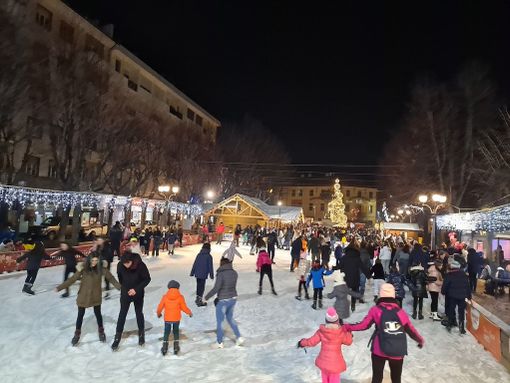 La Città di Rivoli si trasforma nel Villaggio di Babbo Natale La Città di Rivoli si trasforma nel Villaggio di Babbo Natale