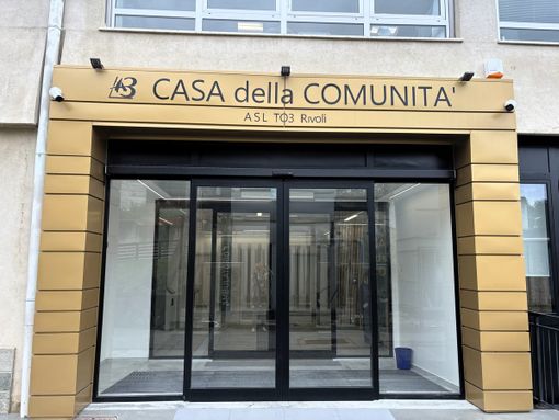 Rivoli, il Centro Prelievi di via Ivrea e la Guardia medica entrano nella Casa di Comunità: cresce l’offerta dei servizi locali