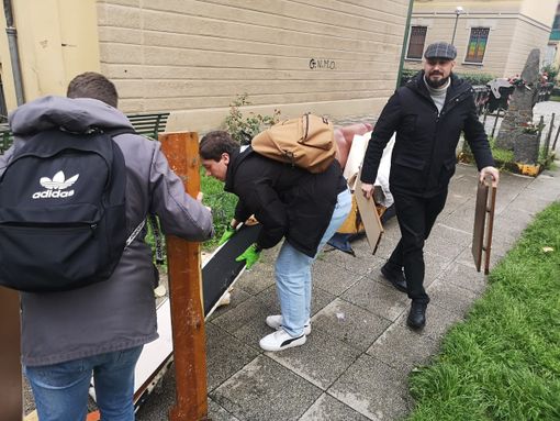 Il Piemonte toglie la casa popolare a chi vandalizza, occupa abusivamente spazi comuni ed abbandona rifiuti Il Piemonte toglie la casa popolare a chi vandalizza, occupa abusivamente spazi comuni ed abbandona rifiuti
