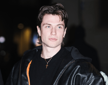 Benjamin Mascolo saluta la depressione: "Ci rivedremo, sicuro, ma non oggi" Benjamin Mascolo saluta la depressione: "Ci rivedremo, sicuro, ma non oggi"