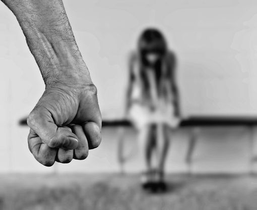 La lotta alla violenza sulle donne continua tutto l'anno: "Le trappole dell'anima" si svelano a Collegno, Pino Torinese e al Circolo dei lettori di Torino La lotta alla violenza sulle donne continua tutto l'anno: "Le trappole dell'anima" si svelano a Collegno, Pino Torinese e al Circolo dei lettori di Torino