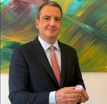 Arriva la rivoluzione per la protesi dell'anca: il rivestimento in ceramica Arriva la rivoluzione per la protesi dell'anca: il rivestimento in ceramica