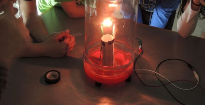 Alpignano, la mosca elettrica all’ecomuseo Sogno di Luce